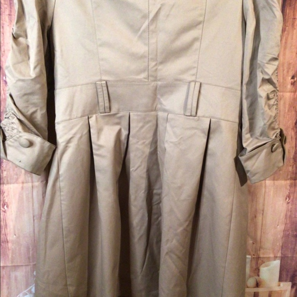 🎁 Tan RUFFLE COAT - Picture 7 of 15